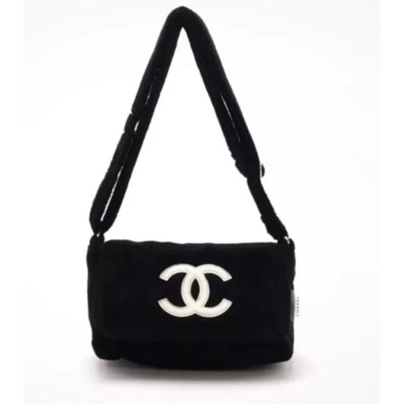 CHANEL VIP Crossbody  – Limited Edition✨ Certificate of Authenticity (COA) ✨NWT - Picture 1 of 7